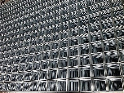 焊接鋼絲網片